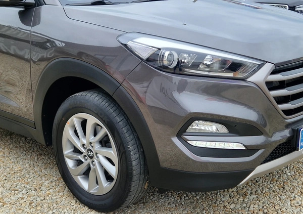 Hyundai Tucson cena 82900 przebieg: 98000, rok produkcji 2019 z Jasień małe 742